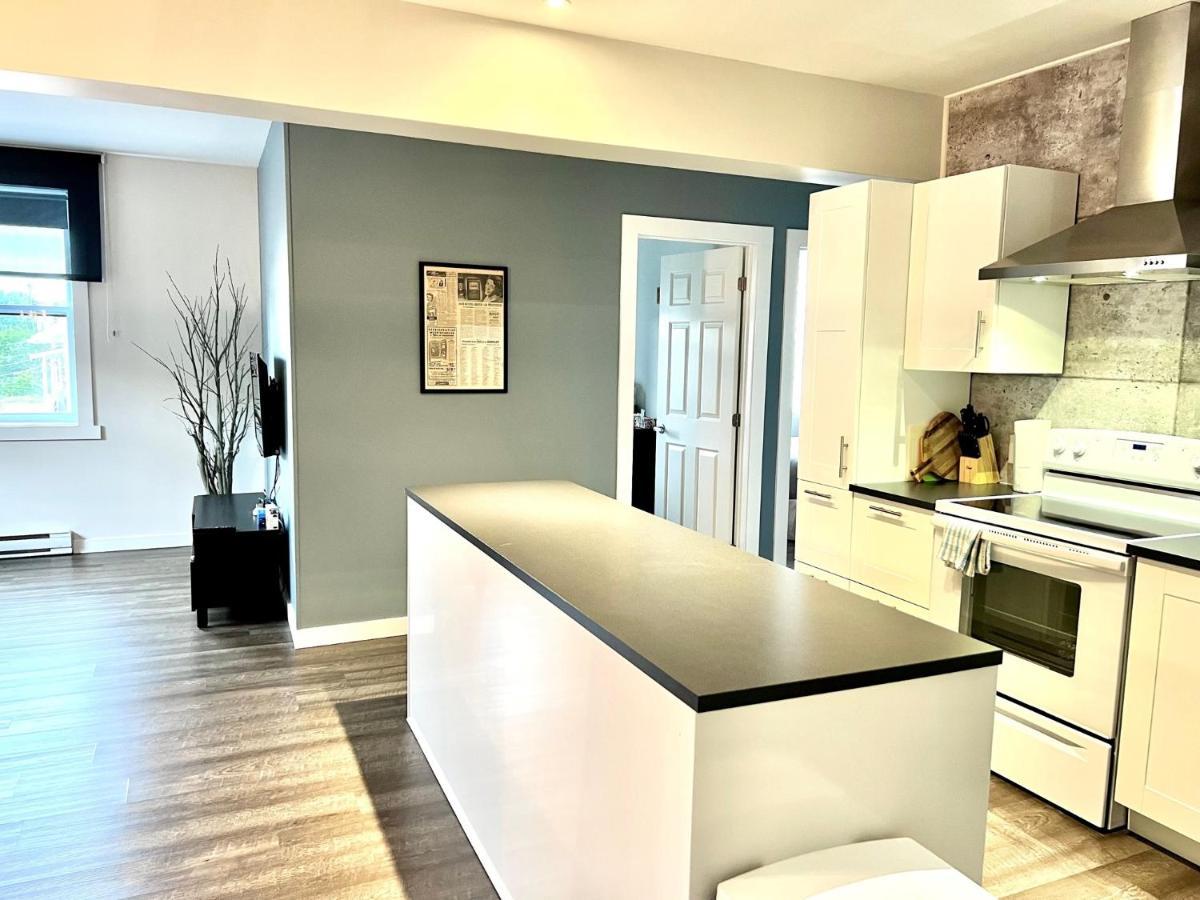 Sutton - Condo Au Coeur Du Village Eksteriør billede